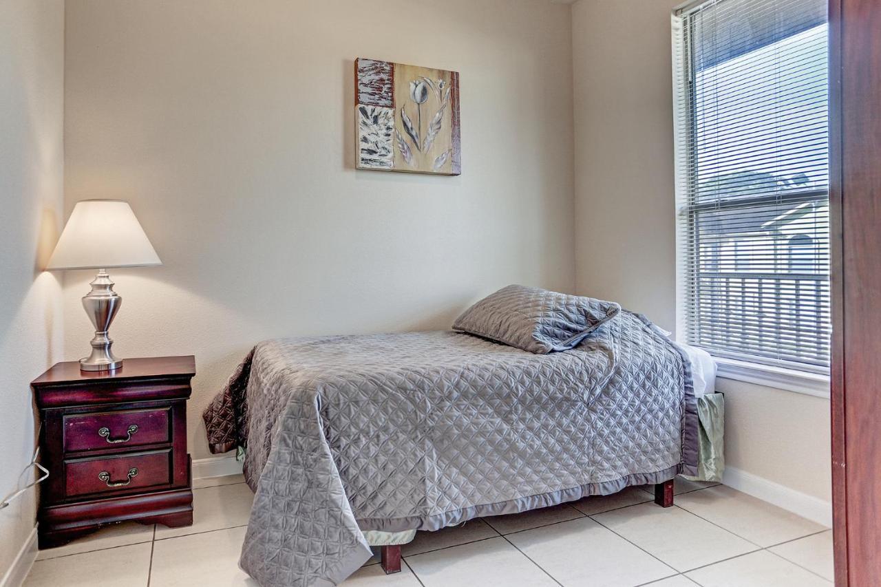 Villa Laverne 3 Bedroom Suite Furnished Condos Houston Kültér fotó